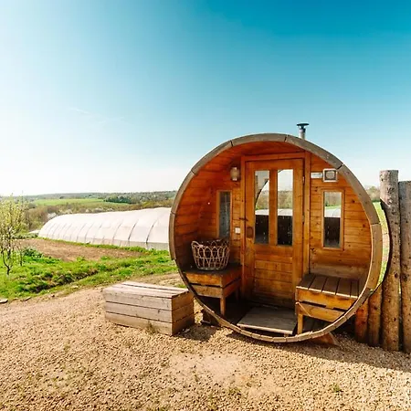Gospodarstwo agroturystyczne Little Farm Comfort&prestigehouse *