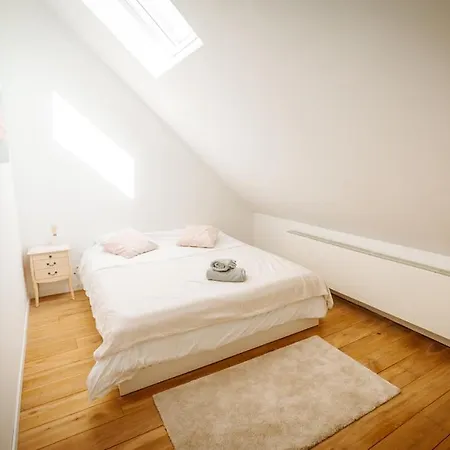 Farm stay Little Farm Comfort&prestigehouse *
